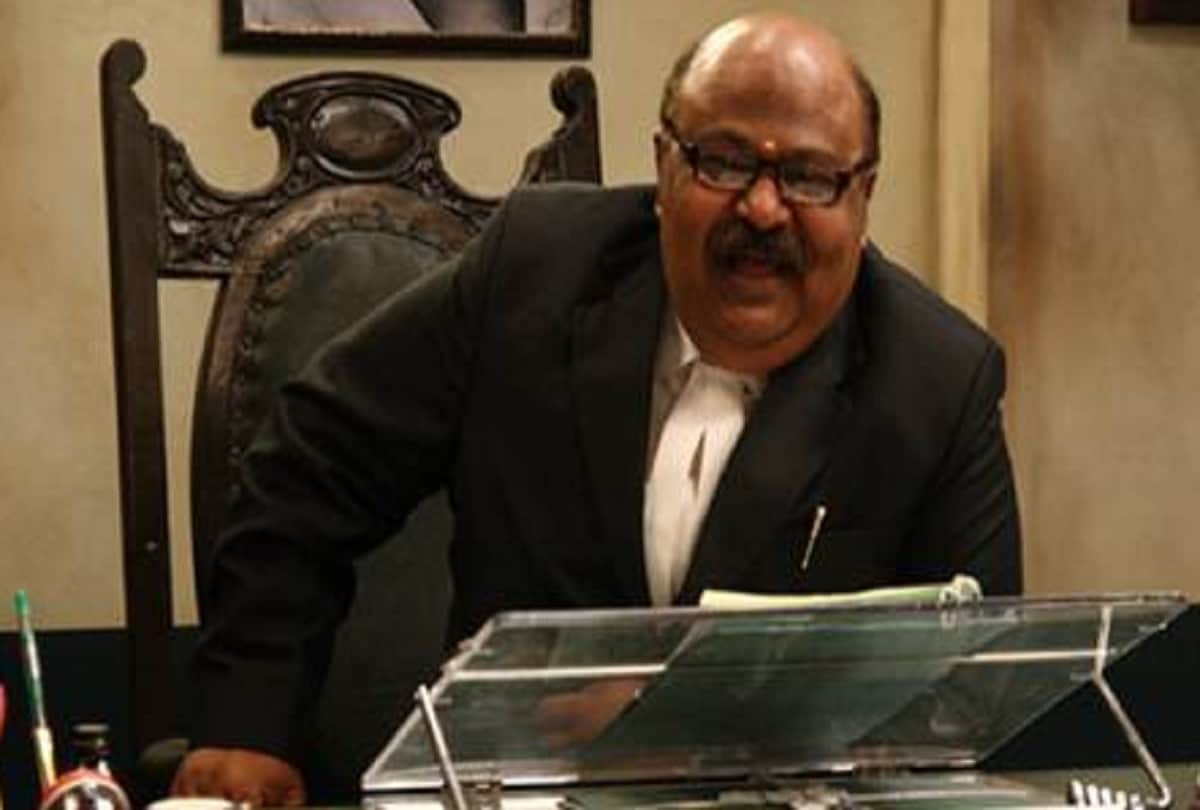 Jolly LLB 2 actor Saurabh Shukla mother died Viineet Kumar Singh shared news on twitter