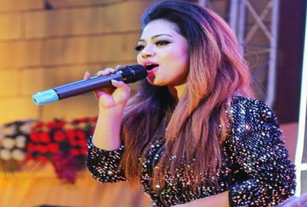 Singer stage performer Shivani Bhatia profile