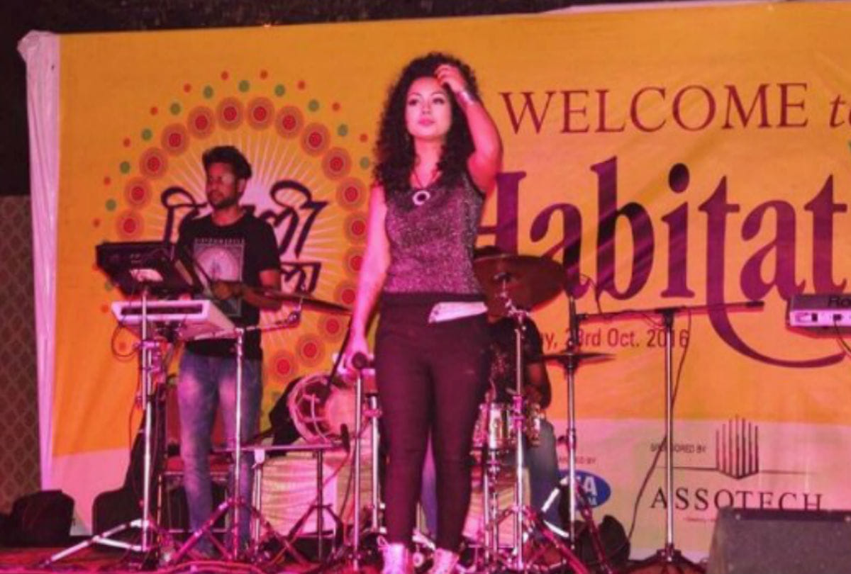 Singer stage performer Shivani Bhatia profile