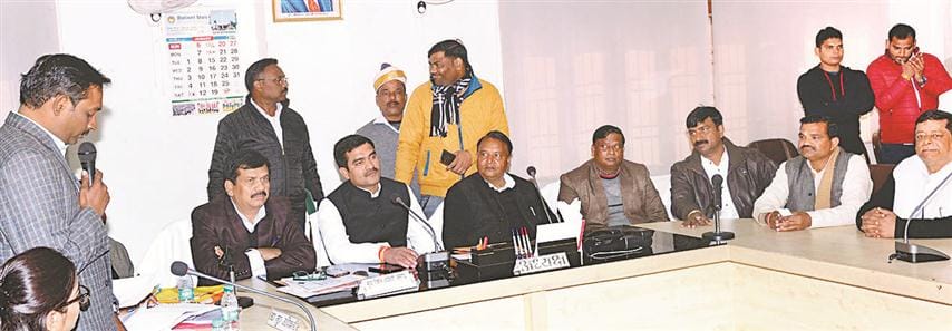 Proposals for District Panchayat Vikas Yojana of 8 billion, 77 crore, 99 lakh pass
