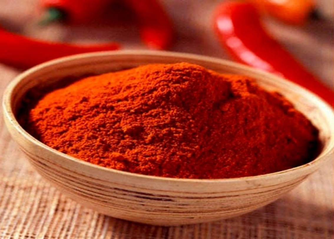 Varna mutthu mariyamman temple in tamil nadu India has 83 years old weird ritual chilli for health