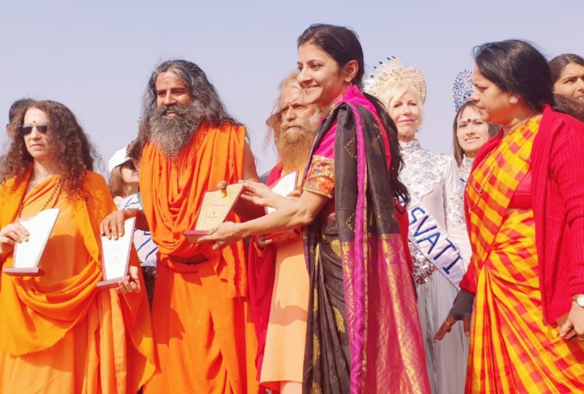 Parmarth Niketan shakti kumbh she global summit attend baba Ramdev