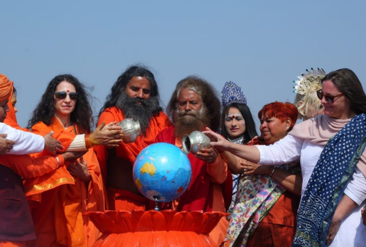 Parmarth Niketan shakti kumbh she global summit attend baba Ramdev