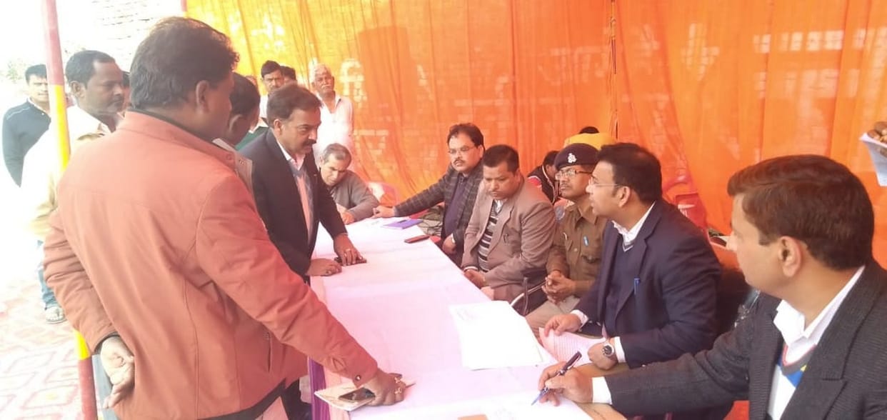 न शौचालय मिला, न मिली कोई सुविधा