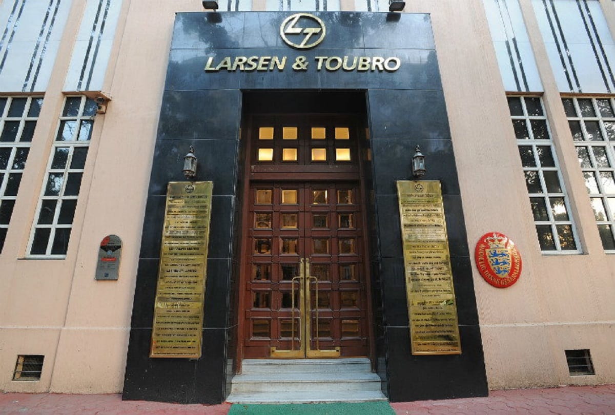 Former Chairman of Larsen & Toubro Anil Manibhai Naik earns over 21 crore for unused leaves
