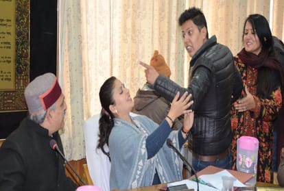 BJP's took u turn on rent issue after conversation with minister in mc shimla house