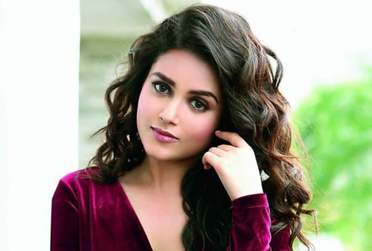 Mishti Chakraborty clarified for her death fake news goes viral after Mishti Mukherjee death