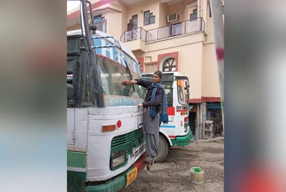 Meera washimg HRTC Buses in Sirmour Himachal Pradesh