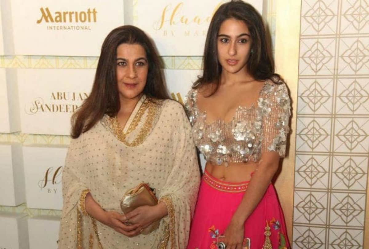 sara ali khan mother amrita singh think her habit not normal