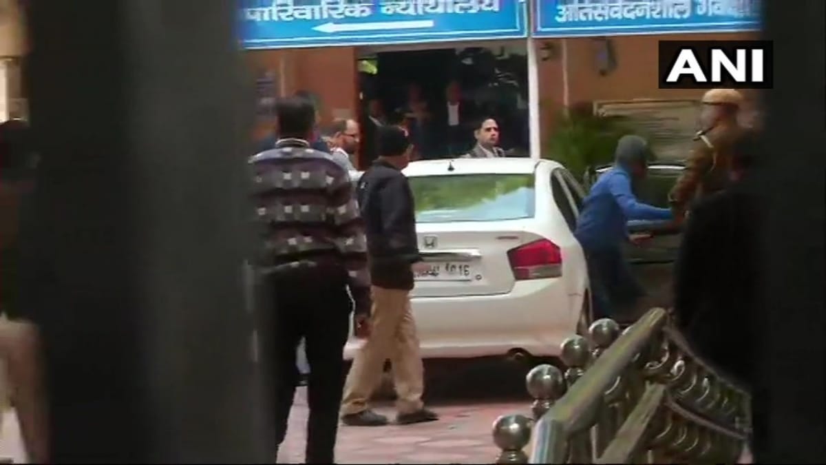 Agustawestland case: Two more lobbyist Deepak Talwar and Rajiv Saxena Extradited From Dubai