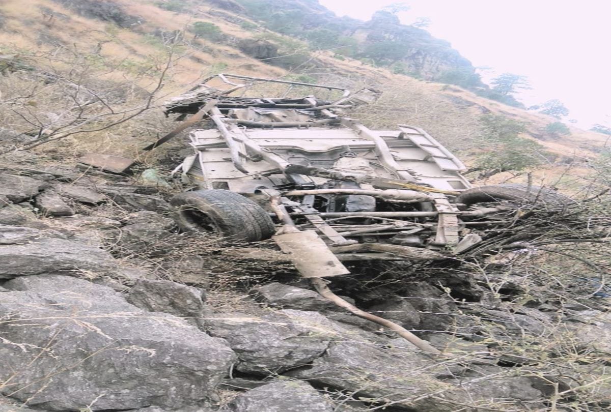 bo of forest department died in a car accident in kumarsain shimla