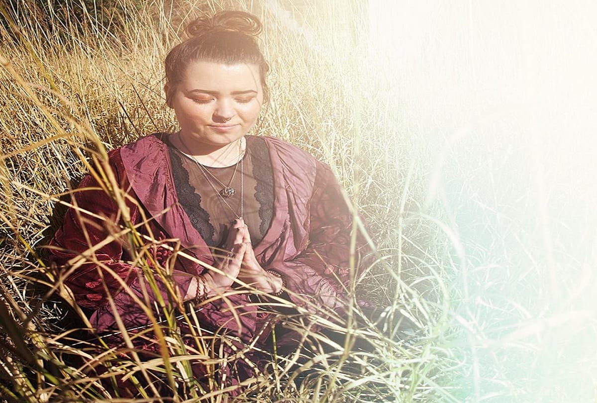 Australia girl Ari kala has supernatural power she can smell who is going to die