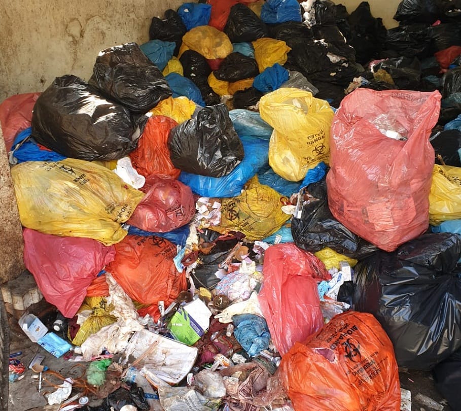 BHU hospital and trauma center dump medical waste in open in varanasi