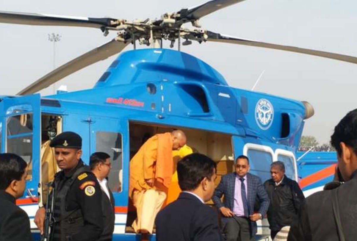 West Bengal Government not given permission to Yogi to land helicopter