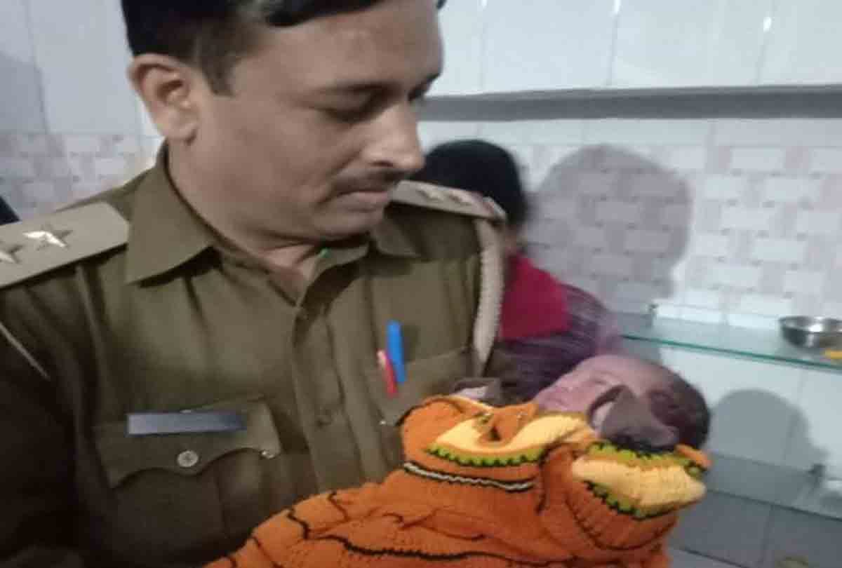 up police sub inspector done something good