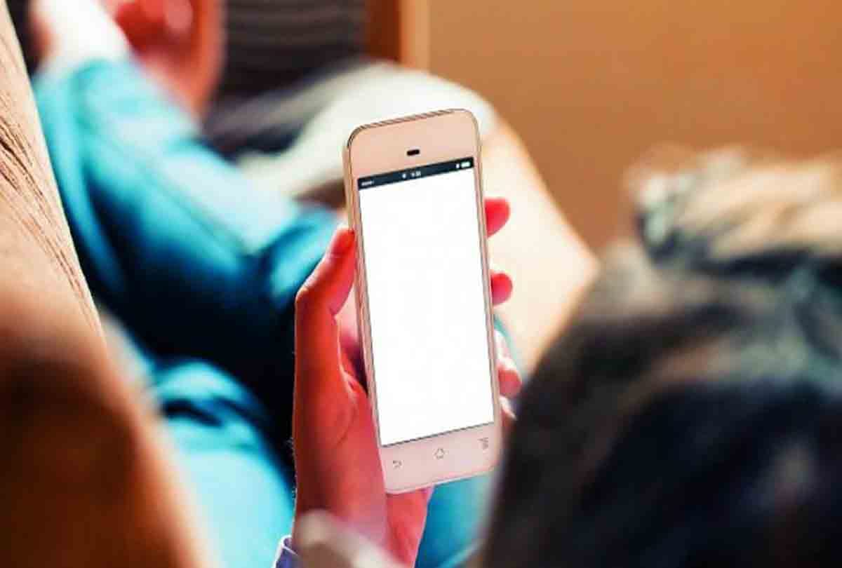wife talking to someone else on mobile phone