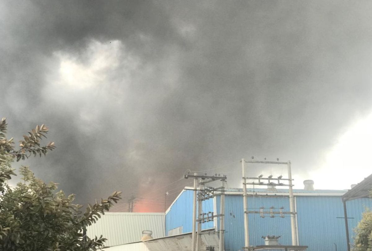 factory gutted in fire at baddi himachal pradesh
