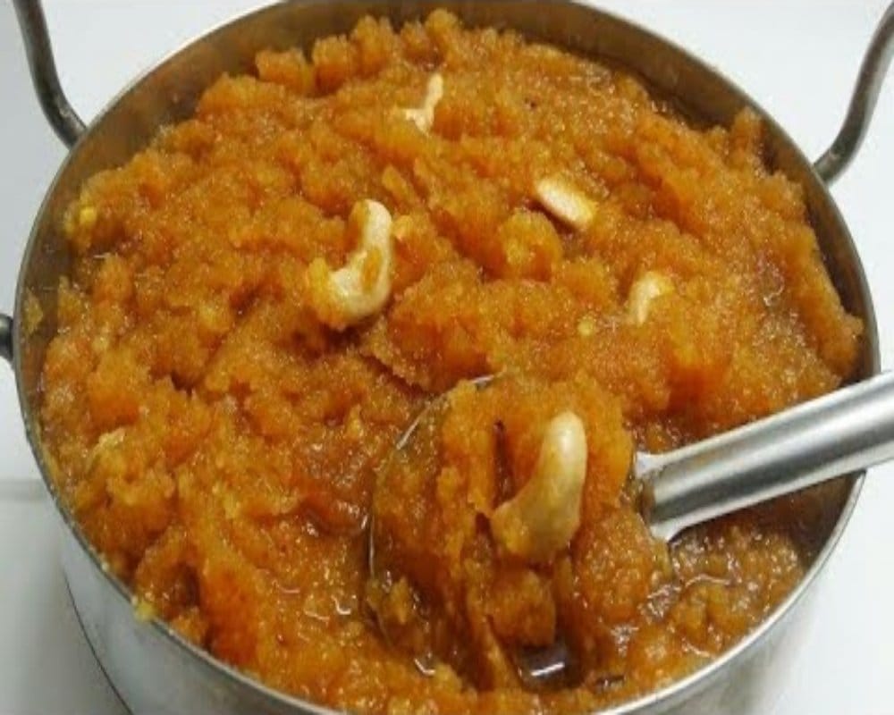 Basant Panchami 2023 Offer these bhog and prasad to maa Sarswati it may bring good luck