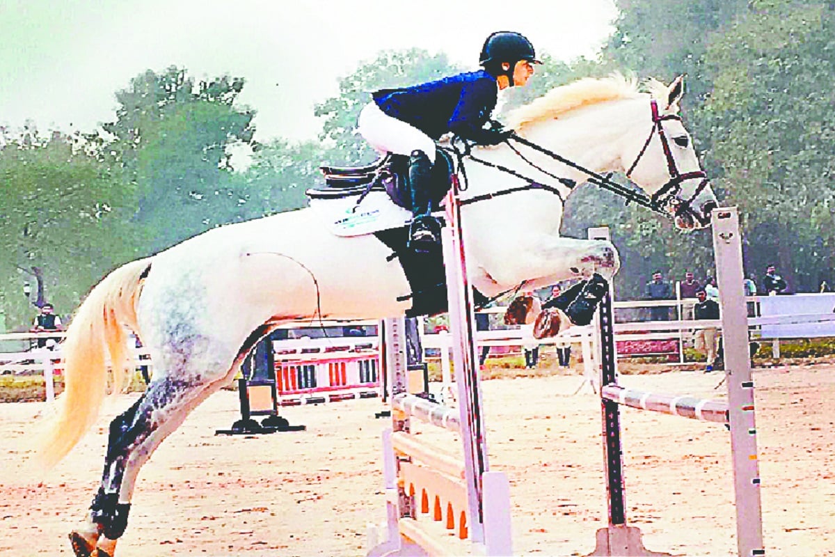 National Equestrian Championship:मुंबई में सात दिवसीय शो जंपिंग ...