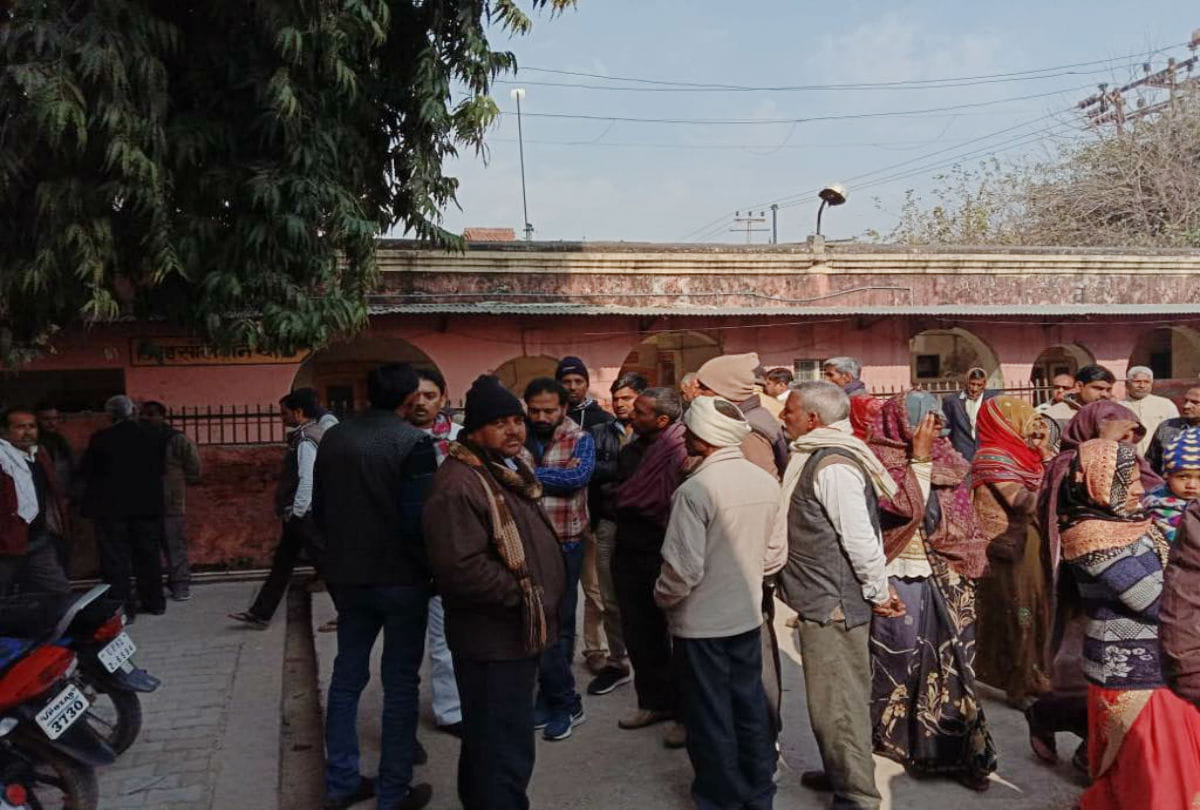 elderly man murdered in land dispute in etah