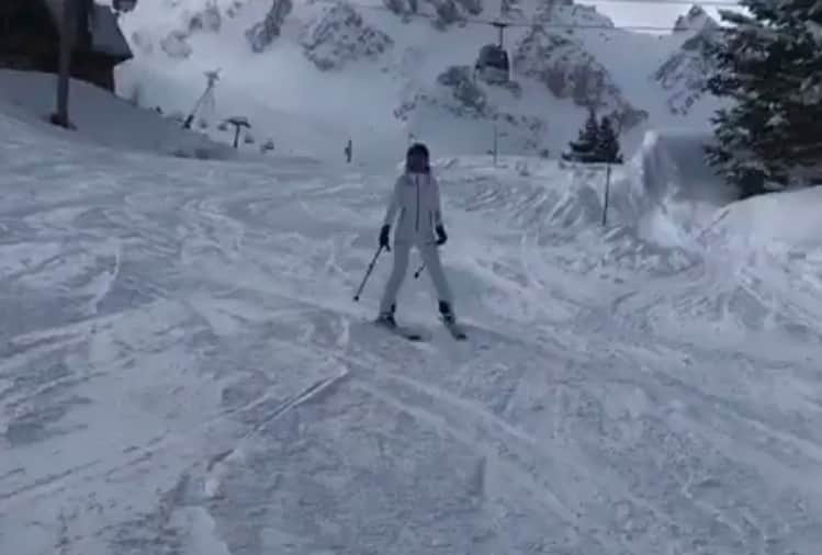 manikarnika actress kangana ranaut enjoyng in switzerland