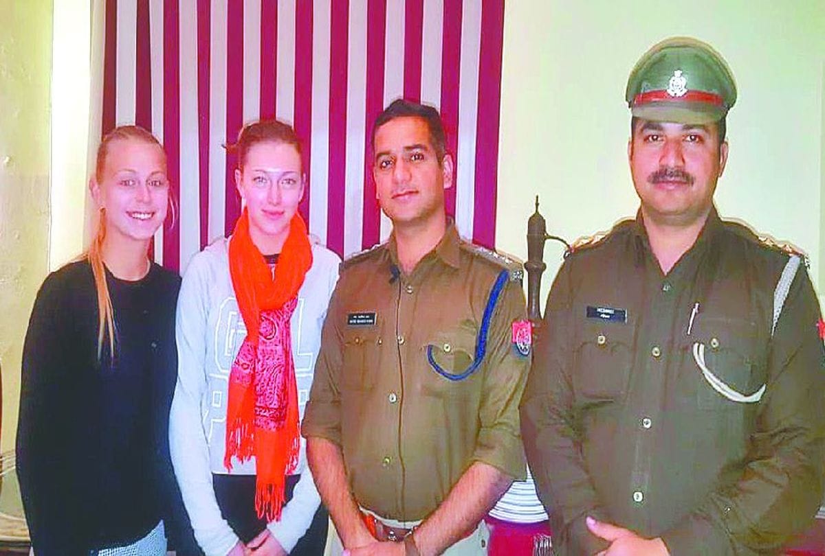 Tour Operator Company fraud from two Swedish tourists
