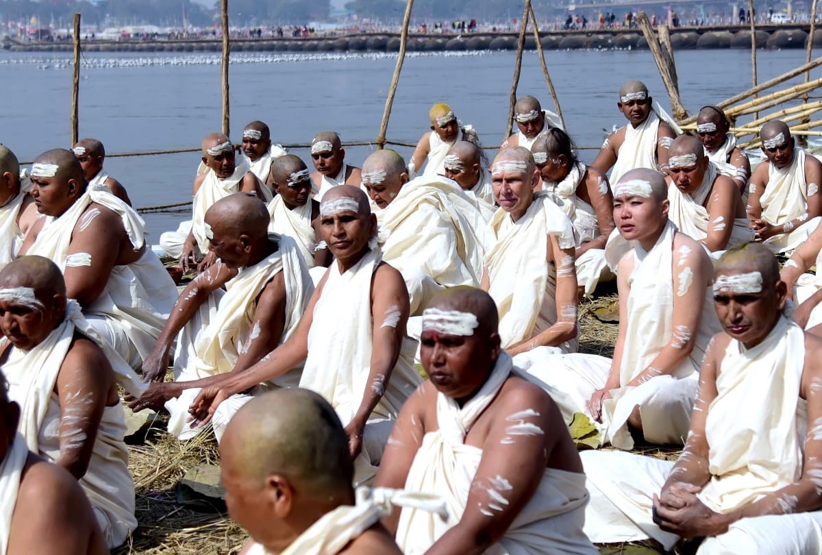 Kumbh mela 2019 1500 female saints make mahila Naga Sanyasini in Juna Akhara
