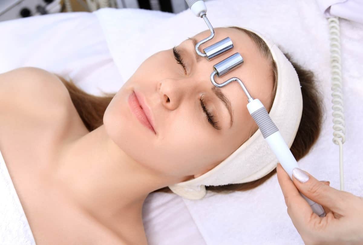 how to do facial at home know step by step