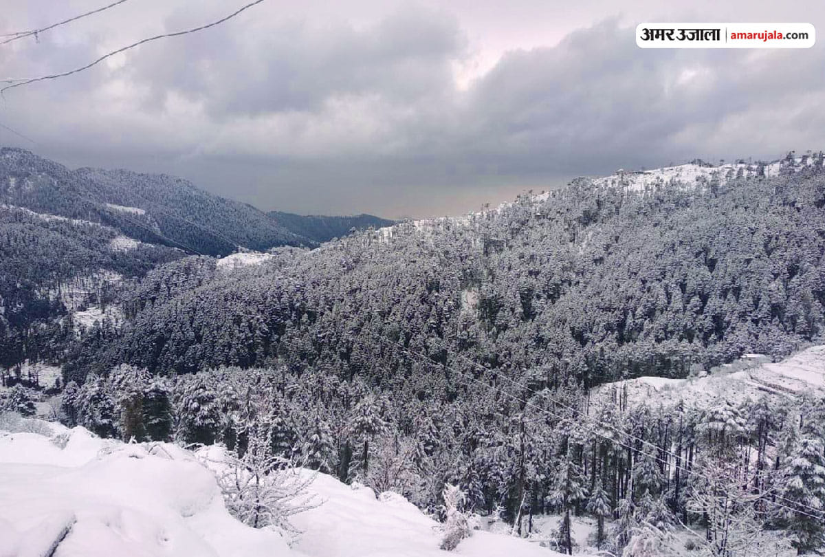 avalance hits aru-pahalgam, jammu-sringar highway second day closed due to heavy snowfall