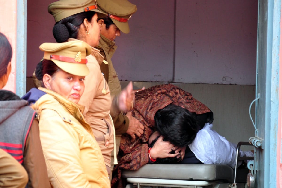 UP police daroga committed suicide in Saharanpur and Wave of hobbies in the family