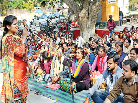 Suspend hold of health workers