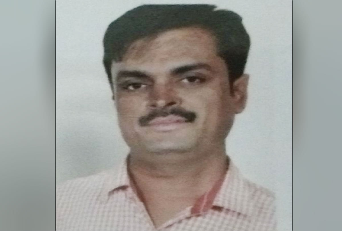 SBI Branch manager committed Suicide by hanging in mathura