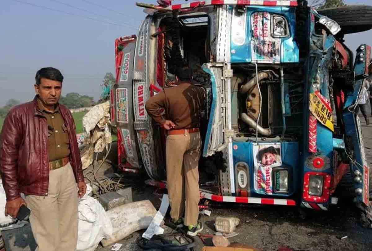 truck bolero accident on highway