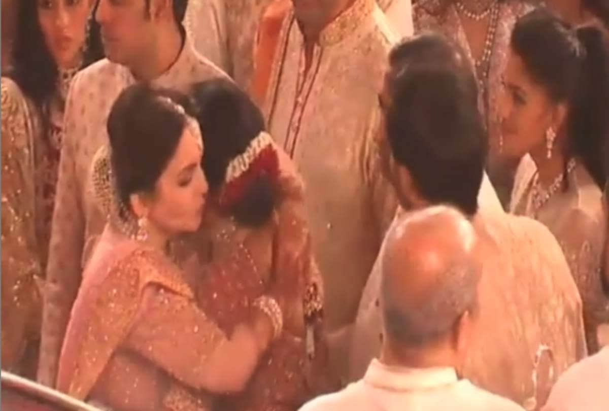 isha ambani revealed she cried at bidaai cause of peer pressure