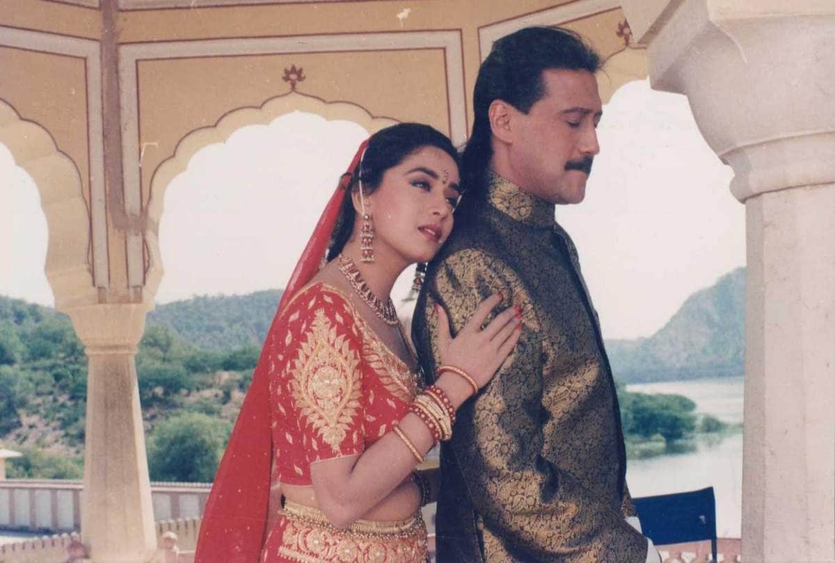 Best Bollywood Films Release In 1993 baazigar khalnayak darr damini aankhen tringa