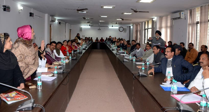 नगर निगम की बोर्ड बैठक में हंगामा
