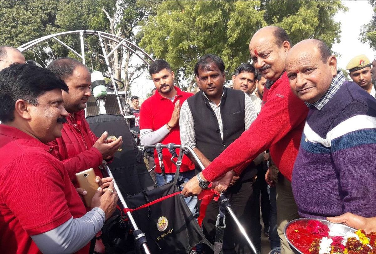 enjoy adventure of Chambal Safari by Para glider in agra
