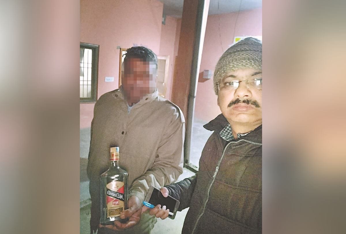 two police constables found drunk one home guard suspend