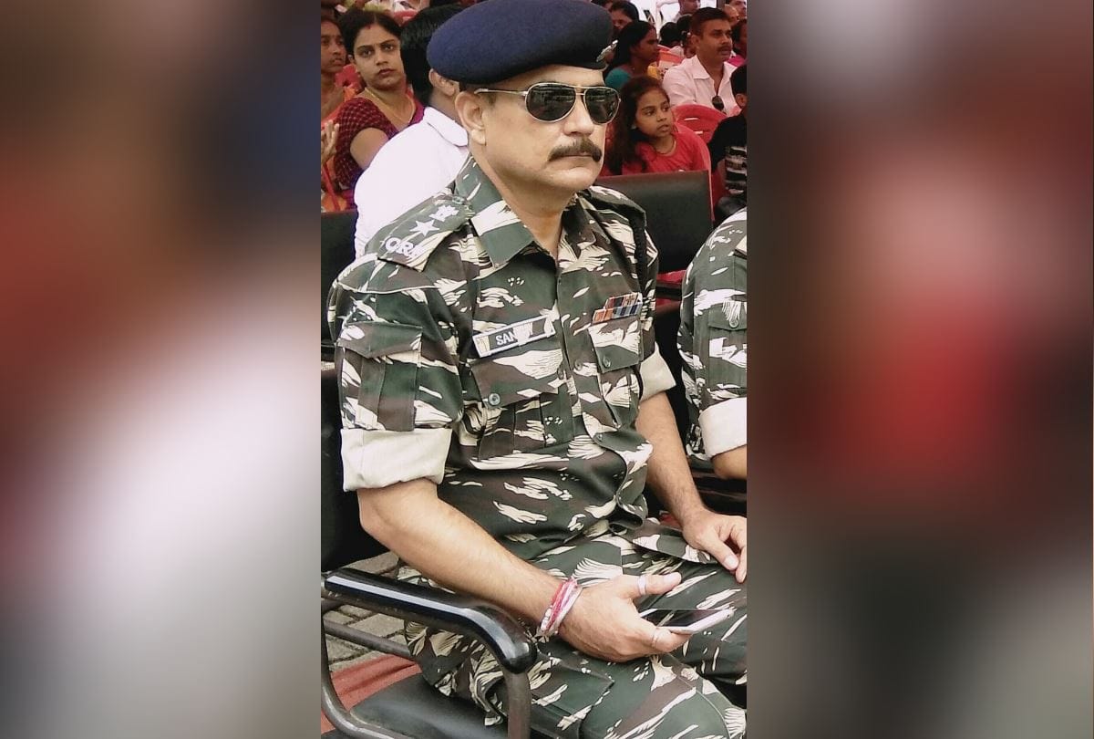 president police medal to CRPF Officer Sanjay Gautam