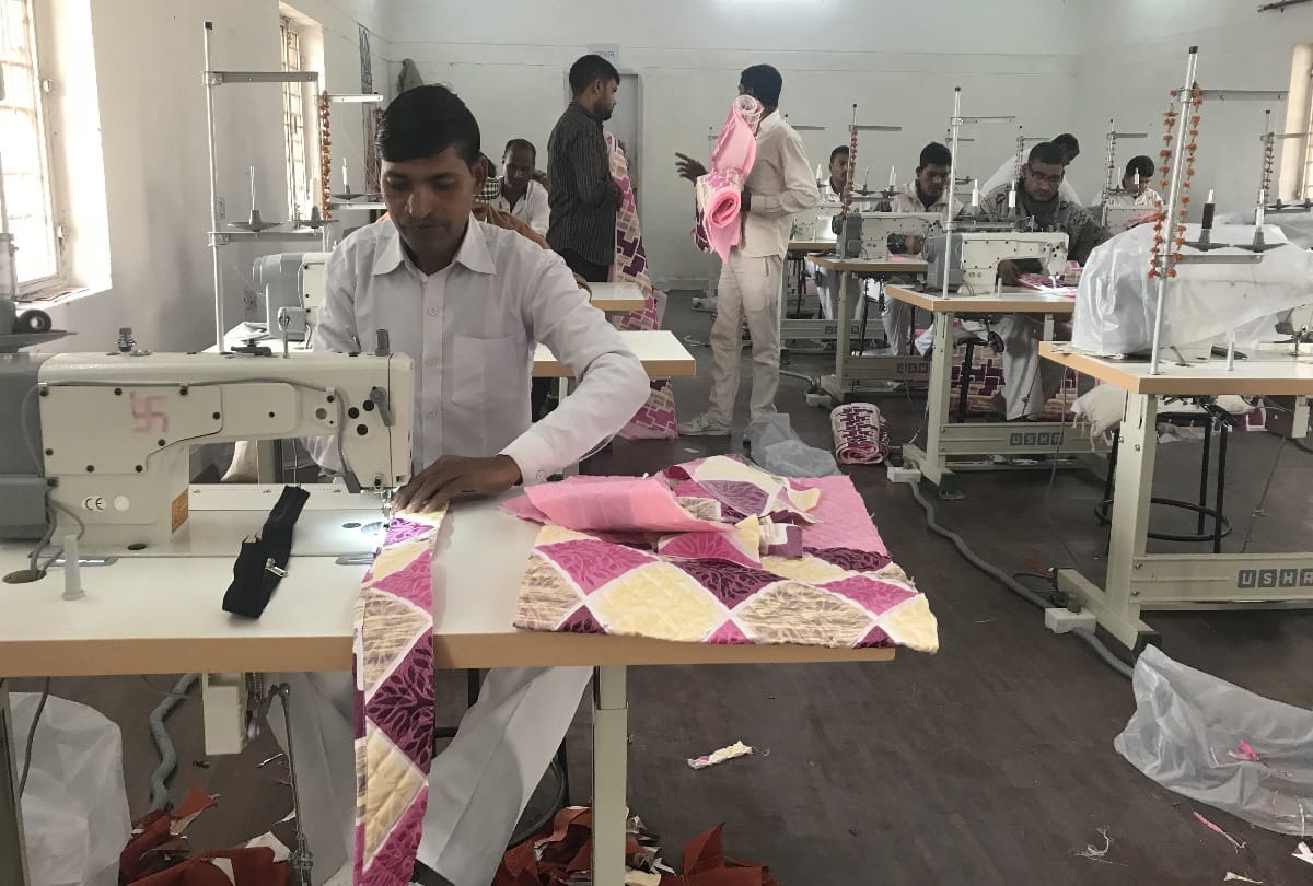 huge demand of products made by prisoners  in kumbh mela