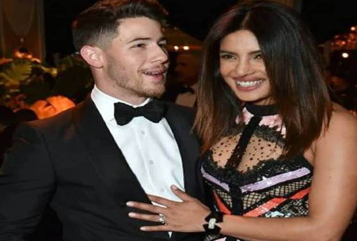 priyanka chopra was spotted in newyork fans share photo on social media