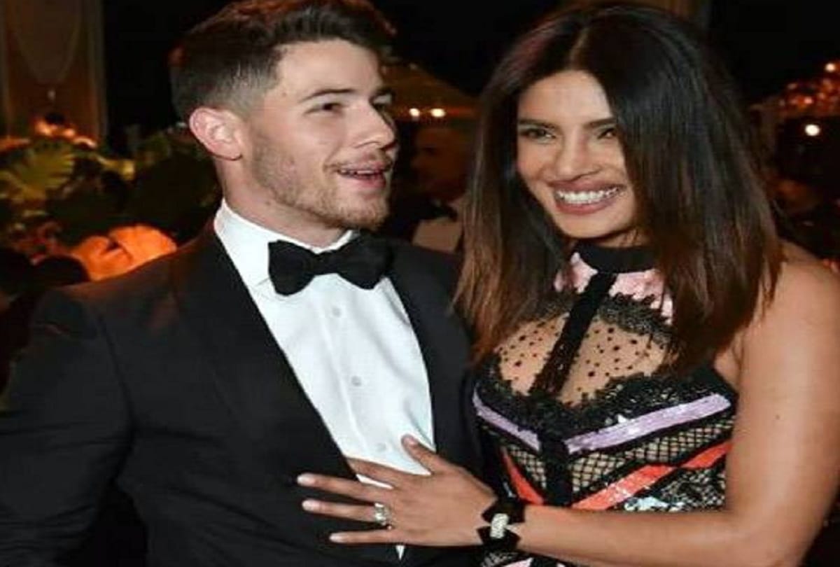 priyanka chopra and nick jonas new photos viral on social media