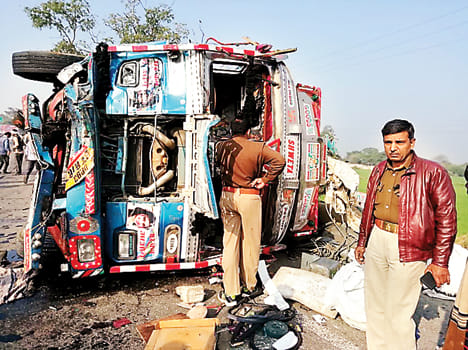 Four killed, six injured in truck-Bolero collision