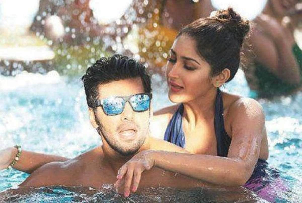 south actress Sayyeshaa got troll with husband arya over age gap