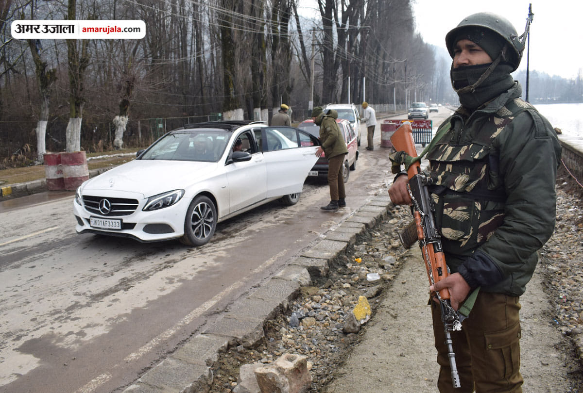 security tight in srinagar for pm narendra modi visit to jammu kashmir