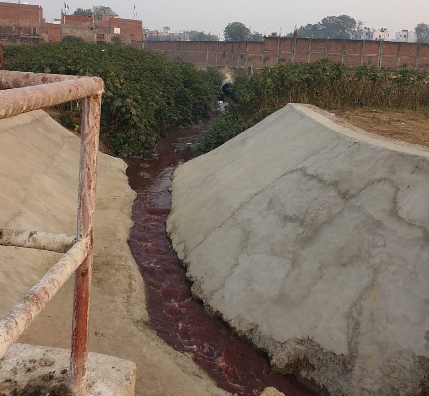 Modi constituency varanasi ganga and varuna river became red due to slaughter house