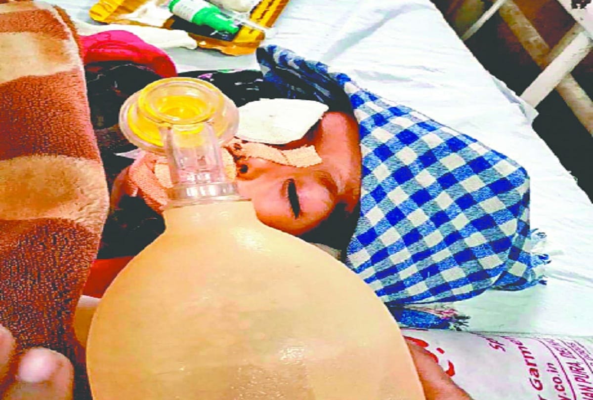 after High court orders child did not get Ventilator in lnjp hospital