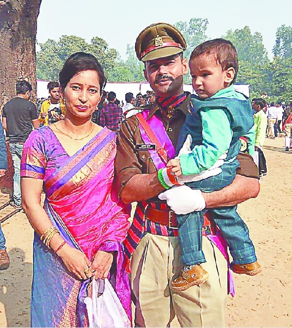 parijan bole thanedar ne kiya utpidan