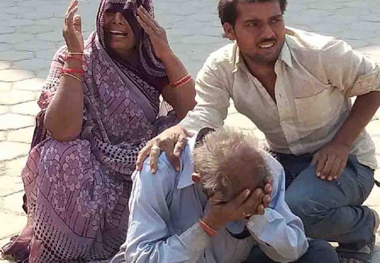 truck bolero accident on highway in jalaun