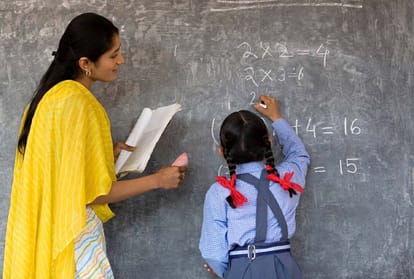 scholarship fraud in etawah